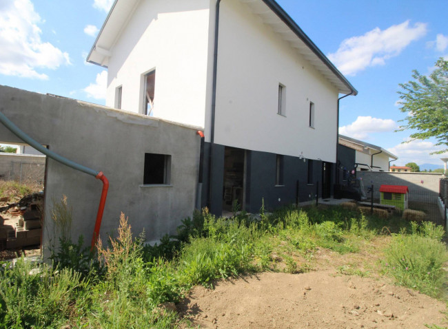 Villa in vendita a Lazzate