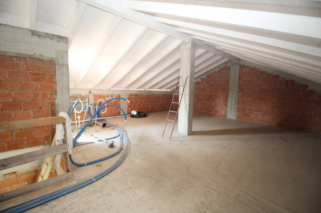 Villa in vendita a Lazzate