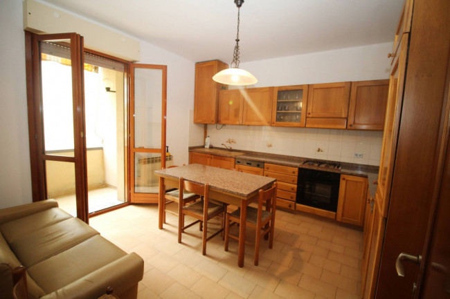 Appartamento in vendita a Lazzate