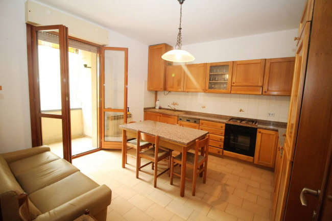 Appartamento in vendita a Lazzate