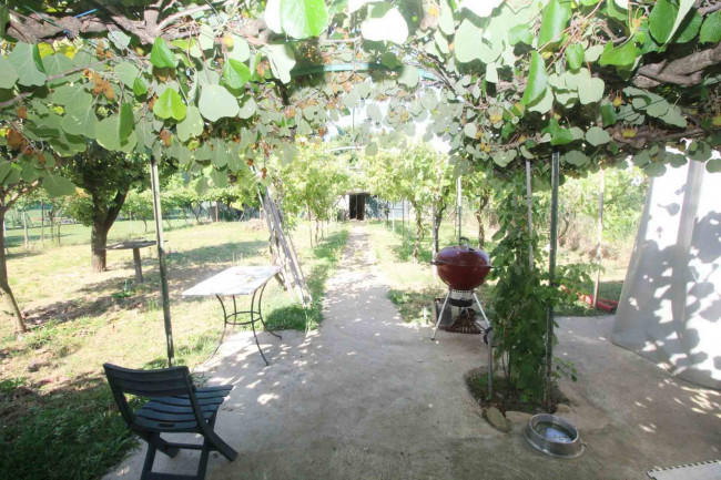 Appartamento in vendita a Lazzate