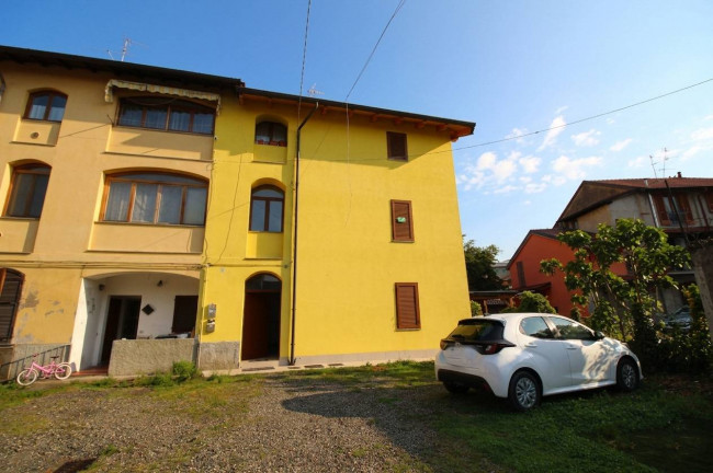 Appartamento in vendita a Lazzate