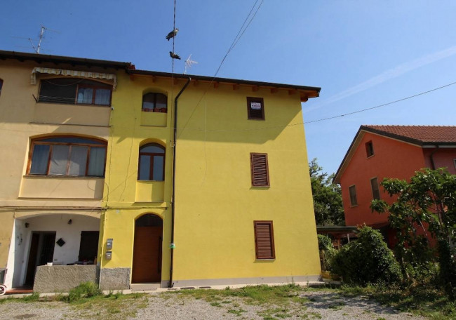 Appartamento in vendita a Lazzate