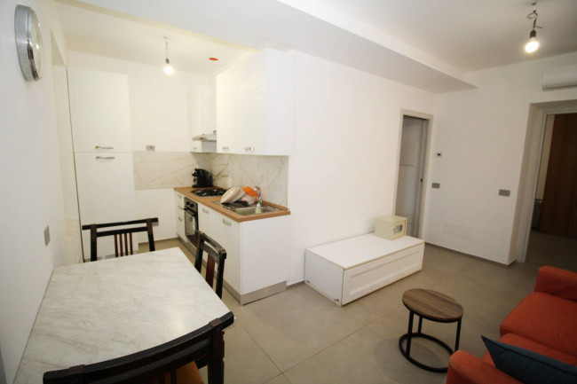 Appartamento in vendita a Lazzate