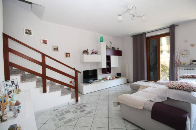 Villa in vendita a Lazzate