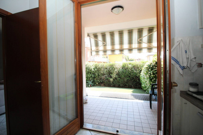 Villa in vendita a Lazzate