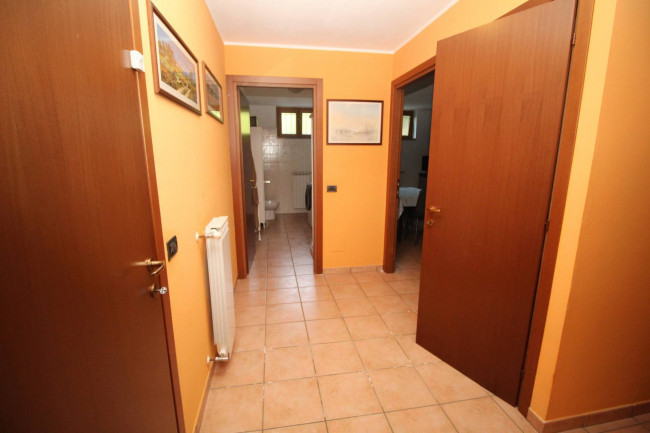 Villa in vendita a Lazzate