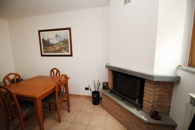 Villa in vendita a Lazzate