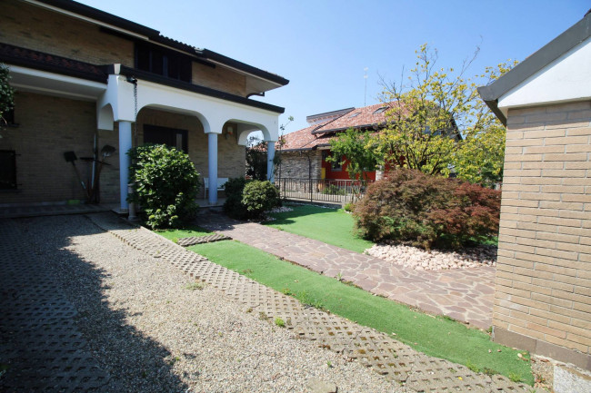 Villa in vendita a Misinto