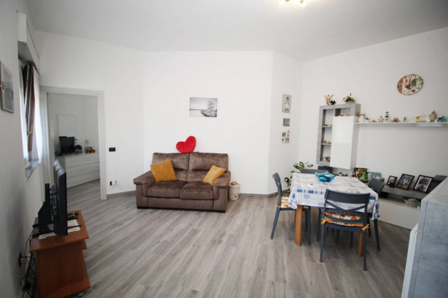 Appartamento in affitto a Cogliate