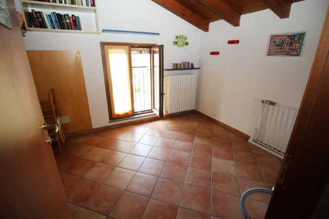 Appartamento in vendita a Misinto
