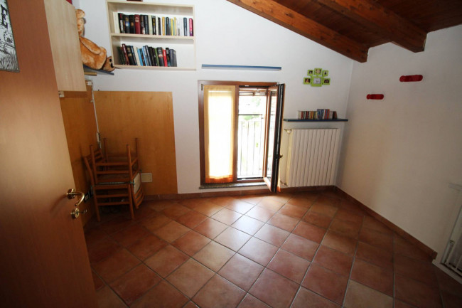 Appartamento in vendita a Misinto