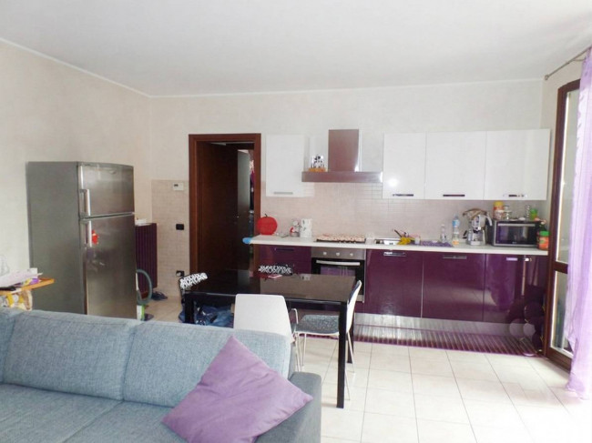 Appartamento in vendita a Lazzate