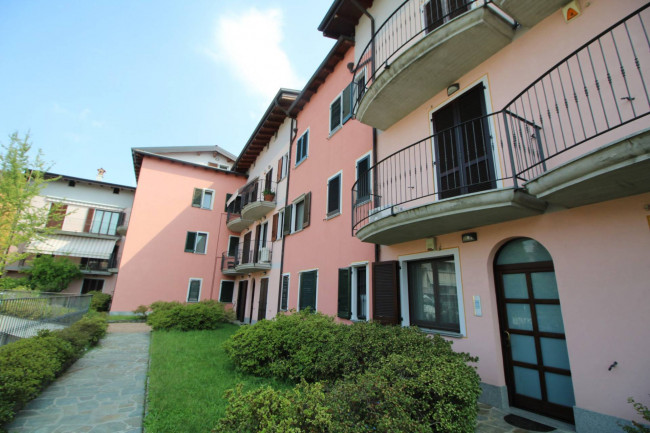 Appartamento in vendita a Lazzate