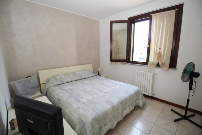 Appartamento in vendita a Lazzate