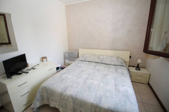 Appartamento in vendita a Lazzate