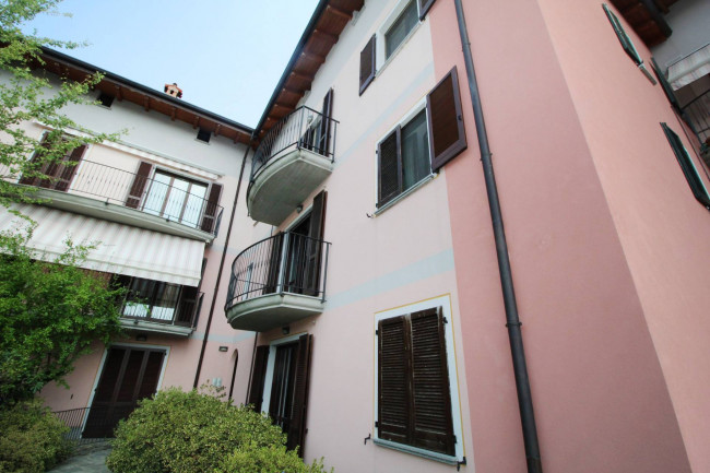 Appartamento in vendita a Lazzate