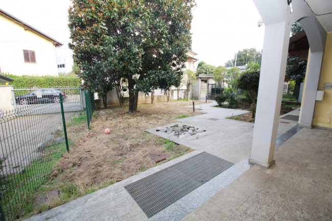 Appartamento in affitto a Lazzate