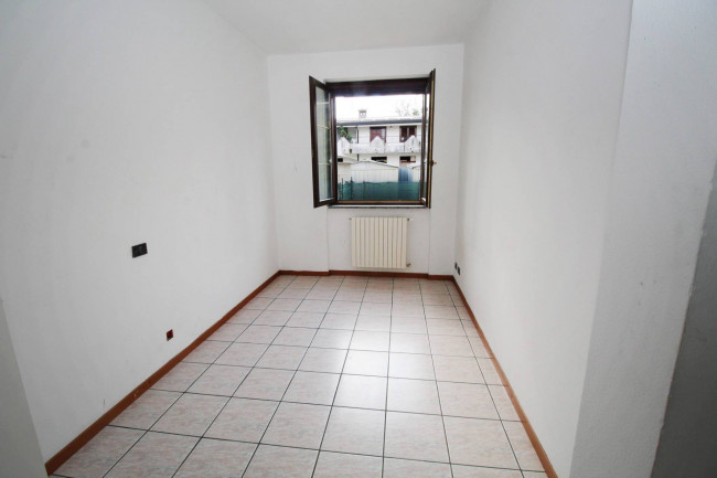 Appartamento in affitto a Lazzate