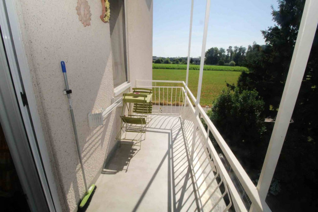 Appartamento in vendita a Lazzate