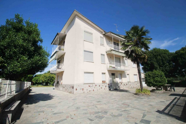Appartamento in vendita a Lazzate