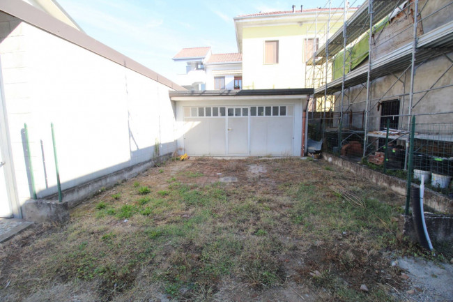 Rustico in vendita a Cogliate