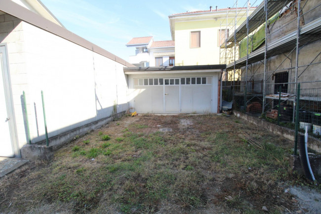 Rustico in vendita a Cogliate