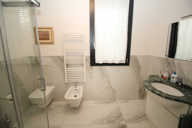 Villa in vendita a Lazzate