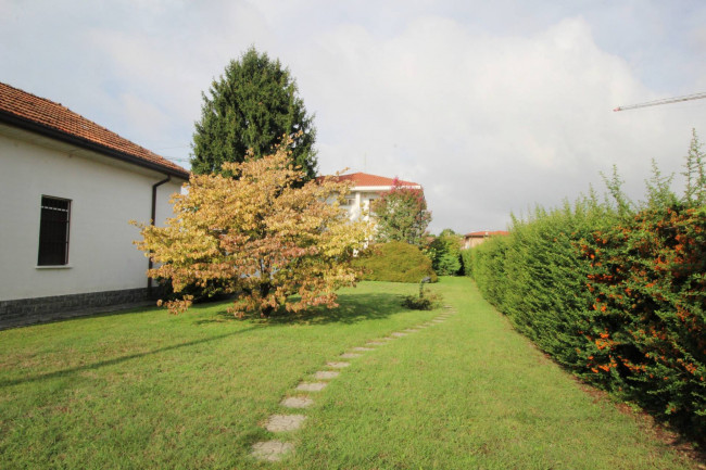 Appartamento in vendita a Lazzate