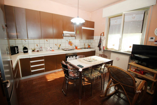 Appartamento in vendita a Lazzate