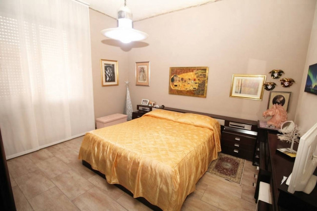 Appartamento in vendita a Lazzate