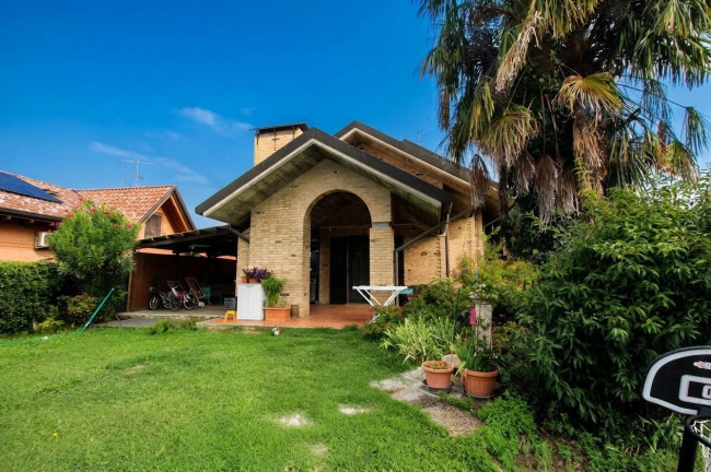 Villa in vendita a Misinto