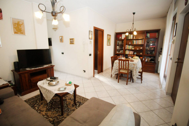Villette a schiera in vendita a Lazzate