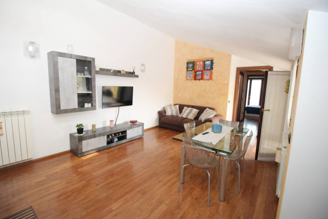 Appartamento in vendita a Ceriano Laghetto