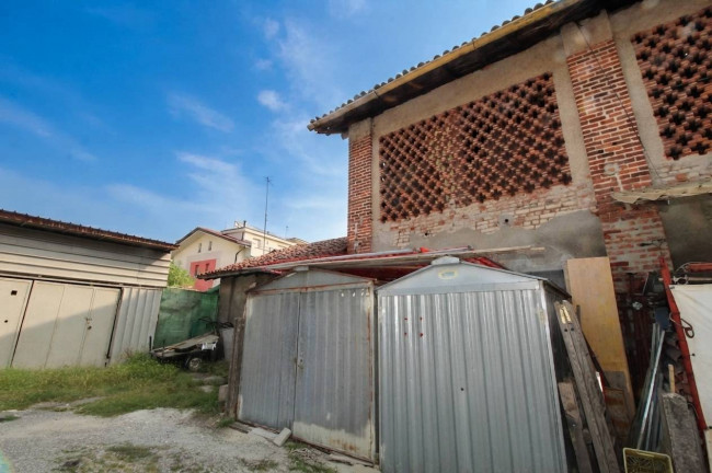 Rustico in vendita a Misinto