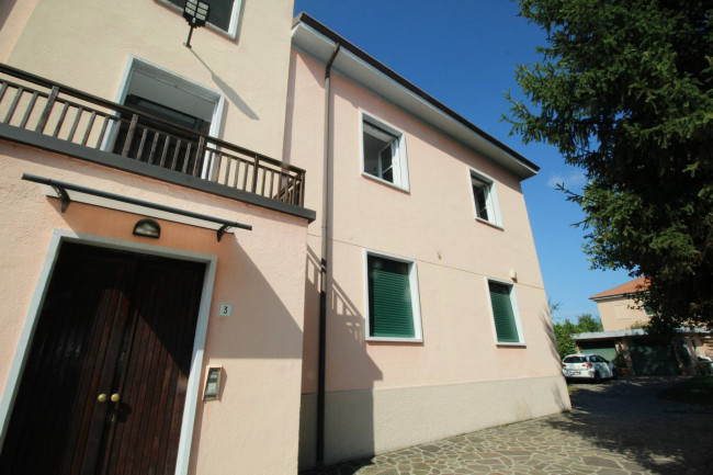 Appartamento in vendita a Cogliate