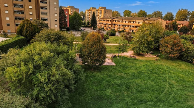 Appartamento in vendita a Caronno Pertusella