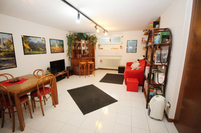 Appartamento in vendita a Lentate sul Seveso