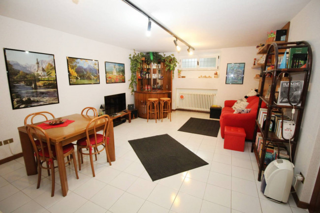 Appartamento in vendita a Lentate sul Seveso