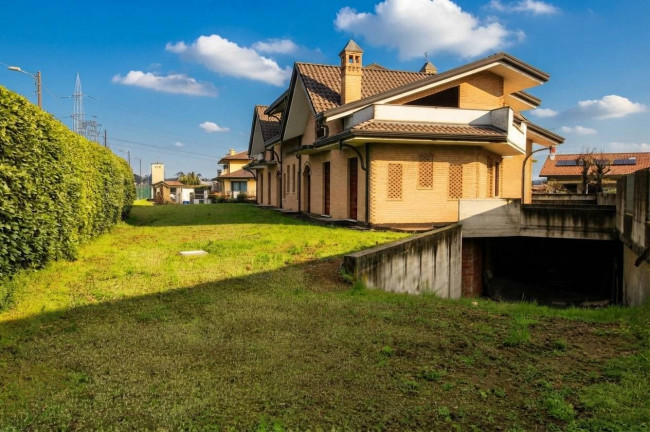 Villa in vendita a Misinto