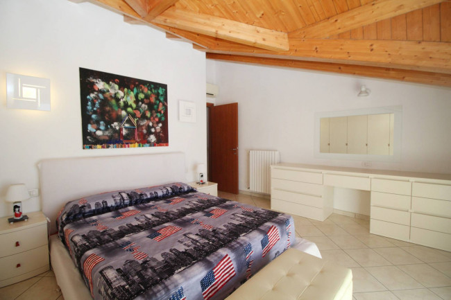 Villa in vendita a Cogliate
