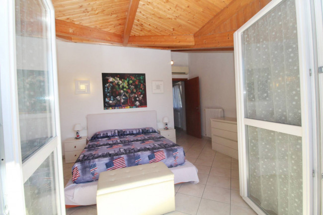 Villa in vendita a Cogliate