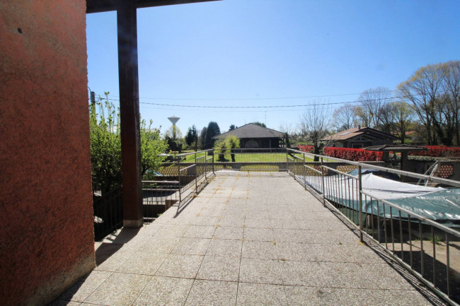 Villa in vendita a Cogliate