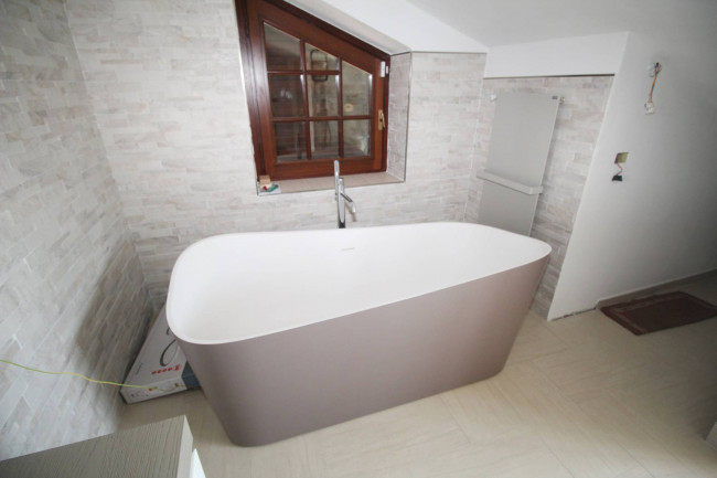 Villa in affitto a Misinto