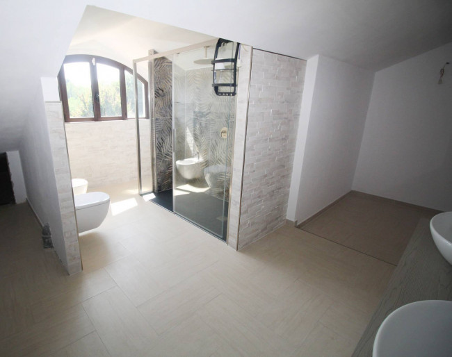 Villa in affitto a Misinto