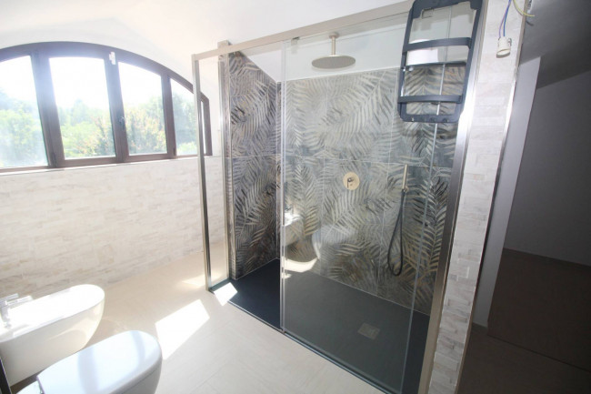 Villa in affitto a Misinto