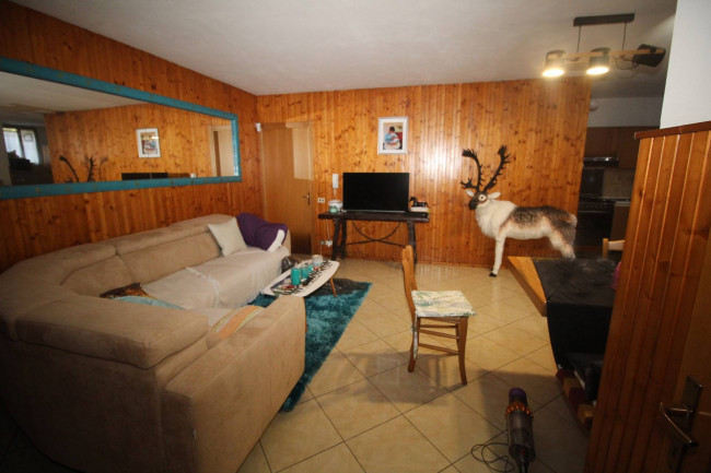 Villa in affitto a Misinto