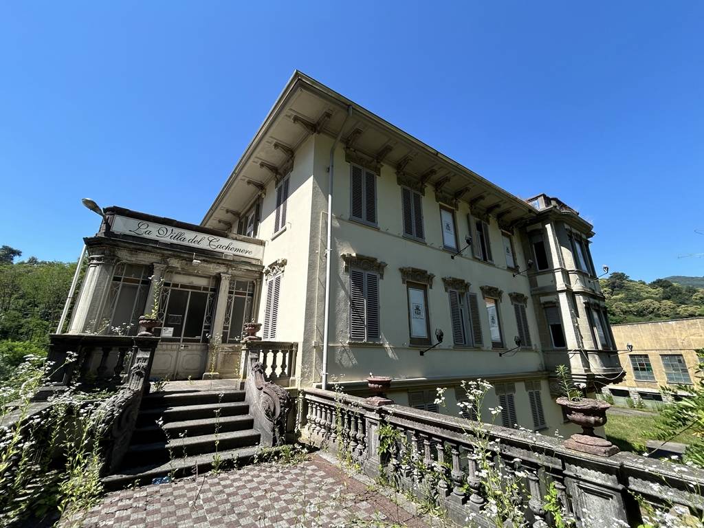 Villa in vendita a Strona