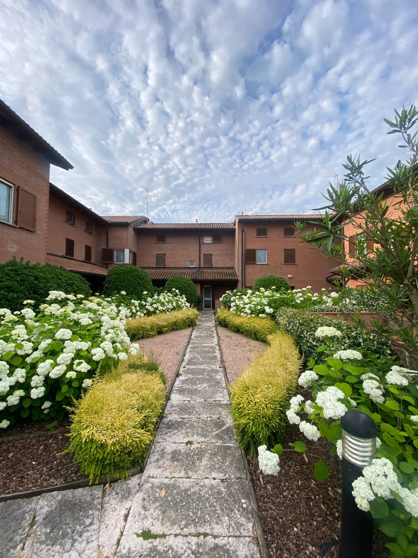 Appartamento in vendita a Carate Brianza
