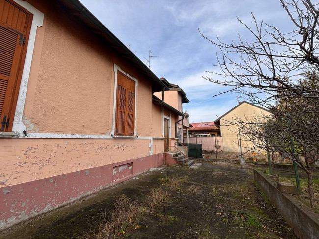 Villa in vendita a Nova Milanese